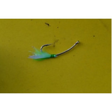 Блесна-крючок Хапуга № 6 мм с крылом "Зеленый атрон"